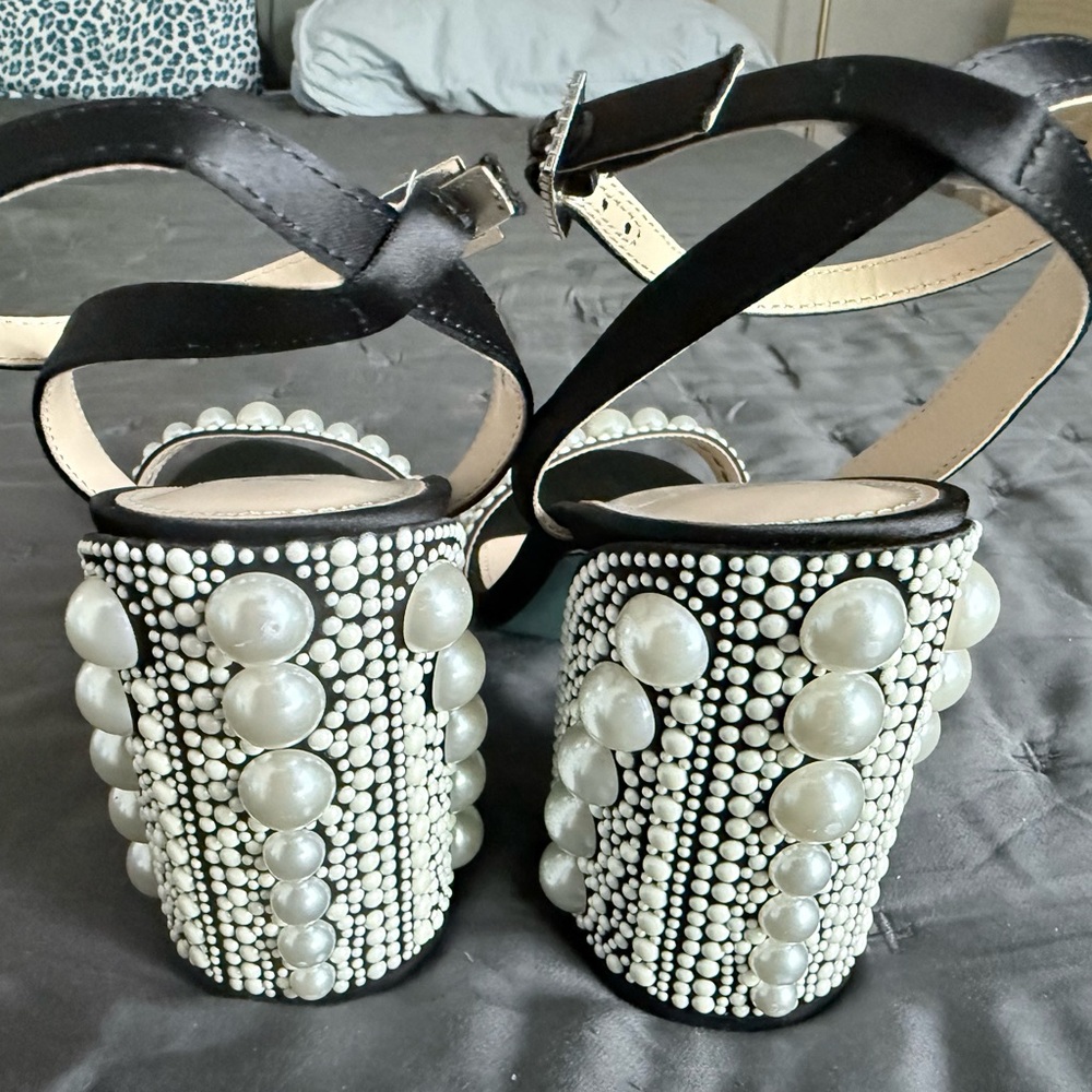 Betsey Johnson Black Satin & Pearl LEXI Block Heel Sandals NWT - Picture 3 of 12